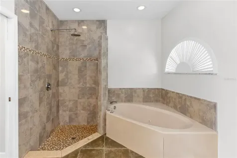 1005 Whispring Creek Way Osteen FL 32764