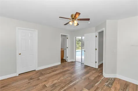 1005 Whispring Creek Way Osteen FL 32764