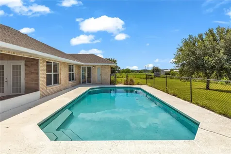 1005 Whispring Creek Way Osteen FL 32764