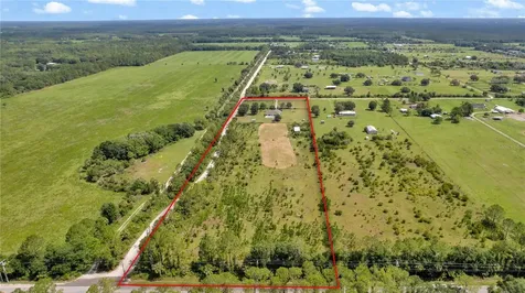 1005 Whispring Creek Way Osteen FL 32764
