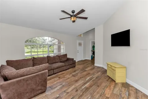 1005 Whispring Creek Way Osteen FL 32764