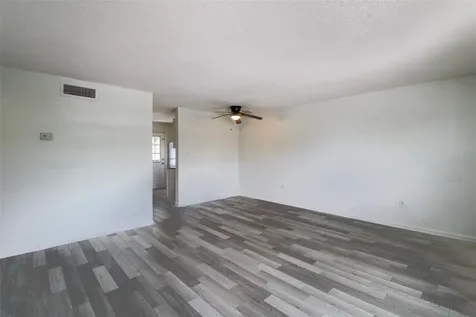 201 Poinsettia Pine Court Tampa FL 33612