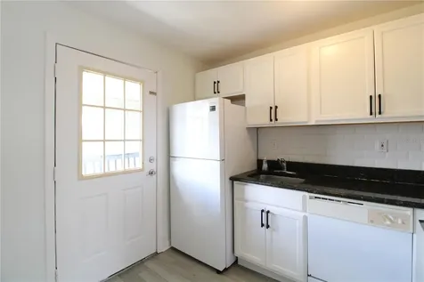 201 Poinsettia Pine Court Tampa FL 33612