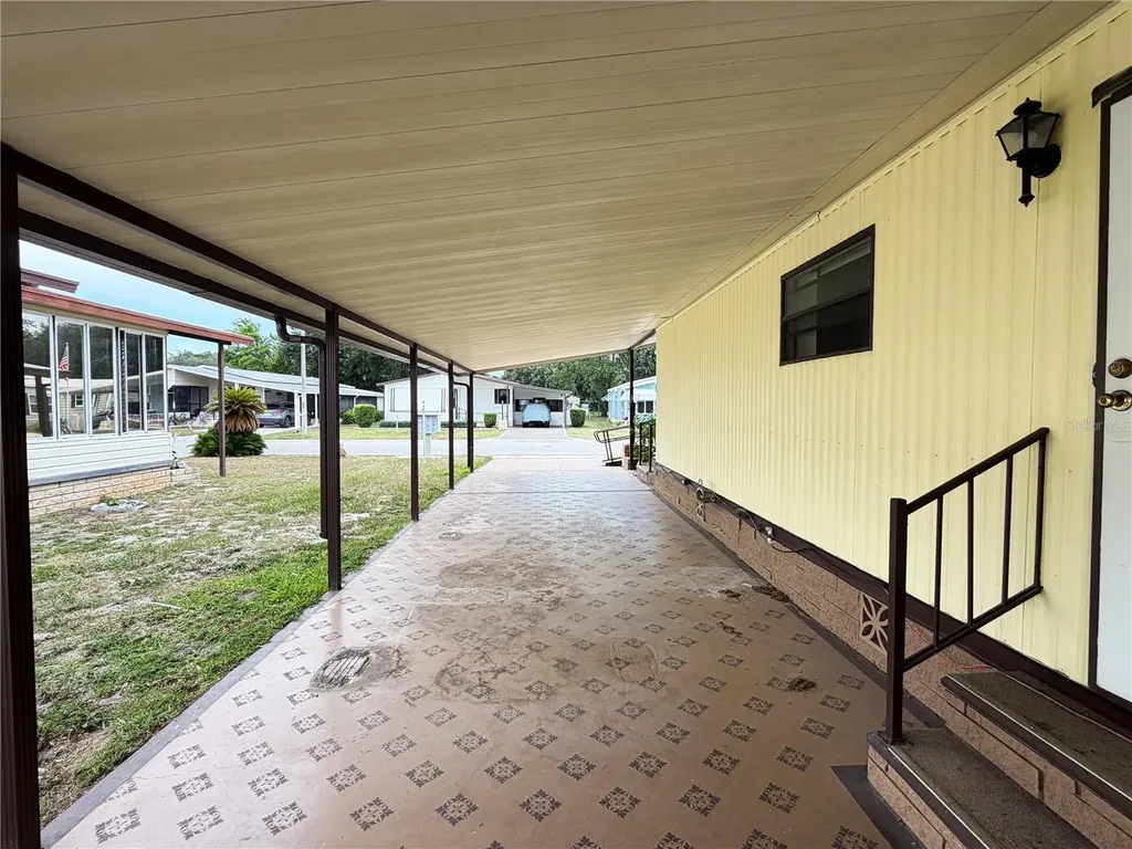 35044 Mcculloughs Leap Zephyrhills FL 33541