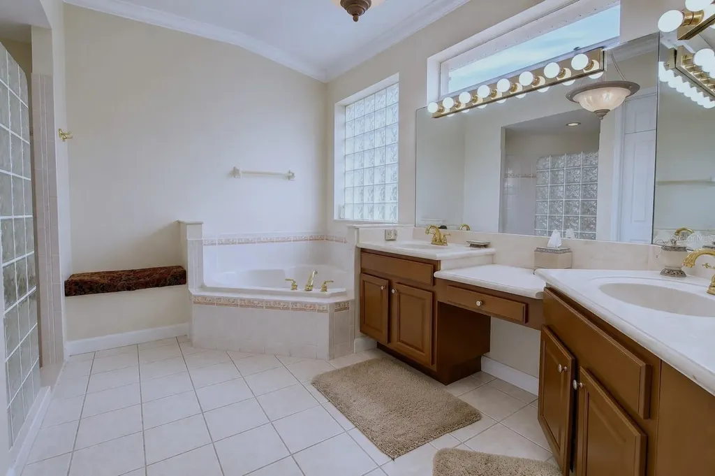 1954 Elkhorn Court Longwood FL 32750
