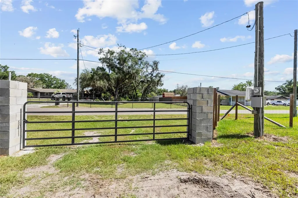 5030 Duque Road Lutz FL 33549