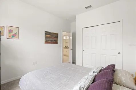 1580 Blue Lagoon Circle Mascotte FL 34753