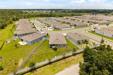 1580 Blue Lagoon Circle Mascotte FL 34753