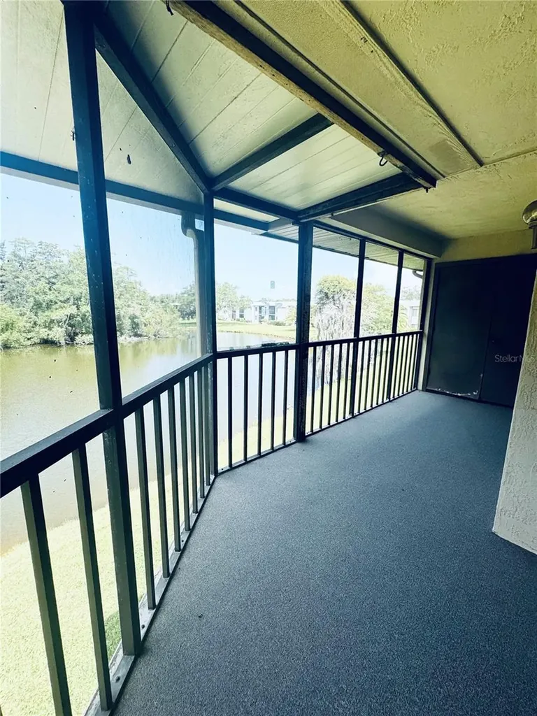 328 Woodlake Wynde Oldsmar FL 34677