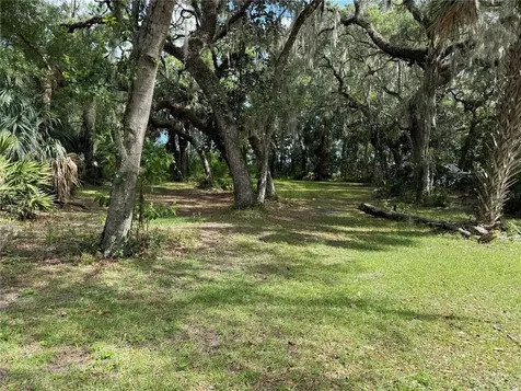 5217 E Parsons Point Road Hernando FL 34442