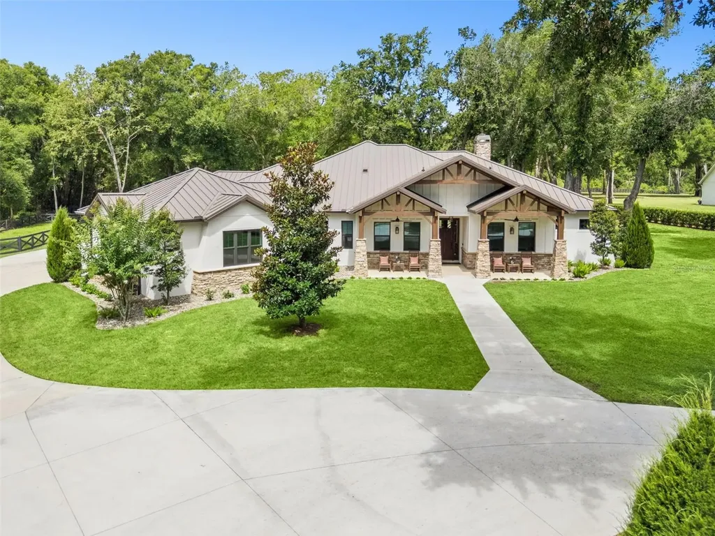 20401 Wolf Springs Court Clermont FL 34715