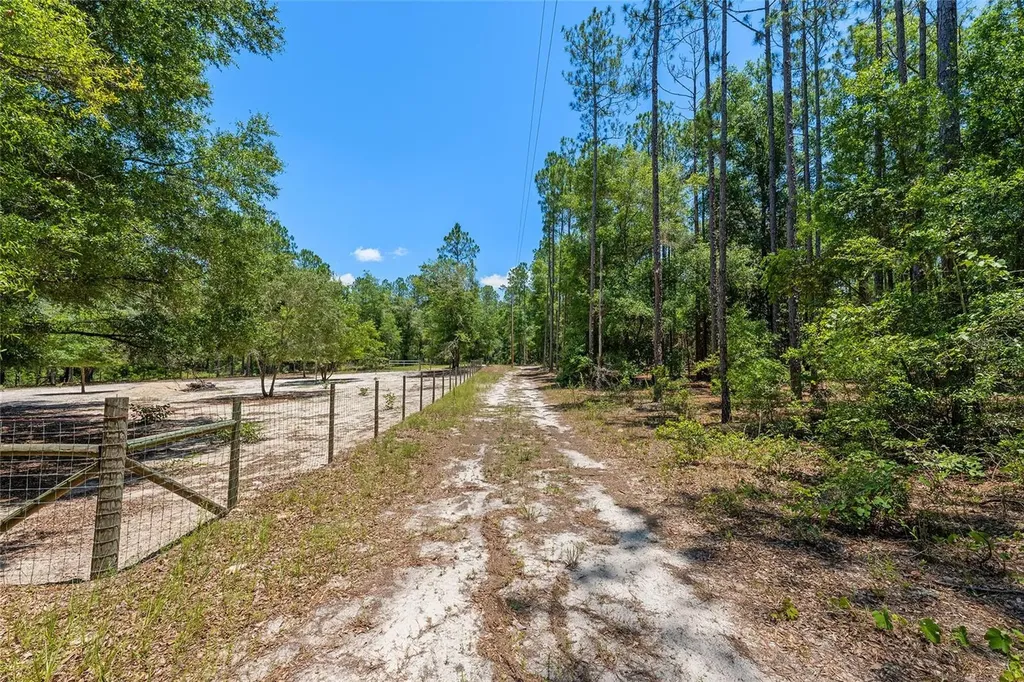 357 SW Conestoga Way Fort White FL 32038