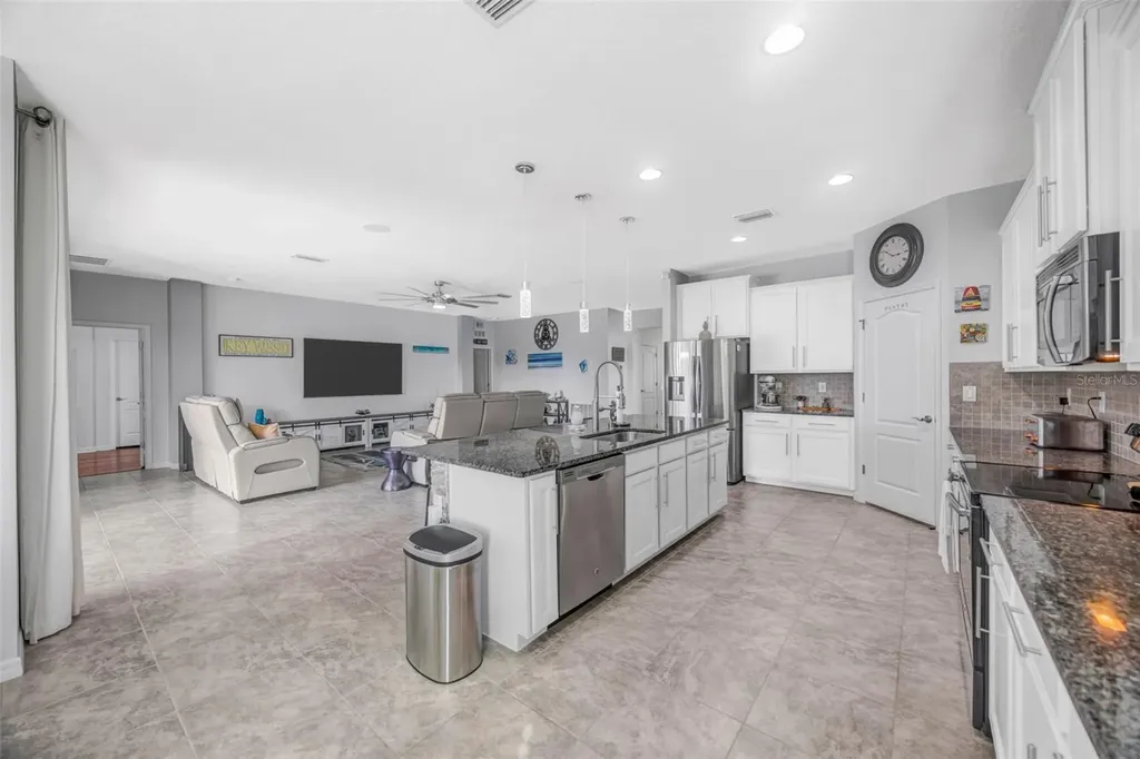 5652 Fisher Glen Loop Wesley Chapel FL 33545