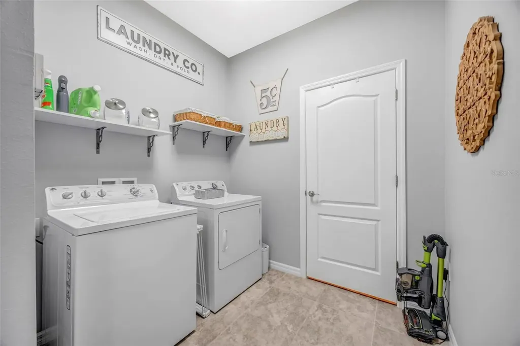 5652 Fisher Glen Loop Wesley Chapel FL 33545