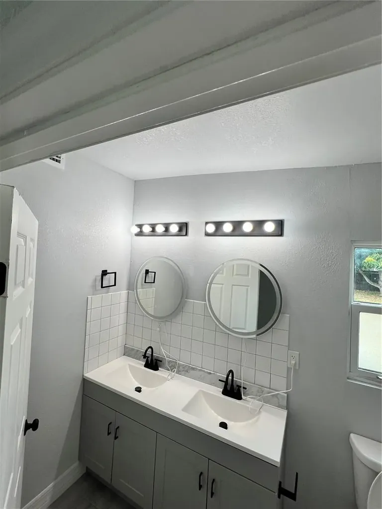 2309 21st Avenue W Bradenton FL 34205