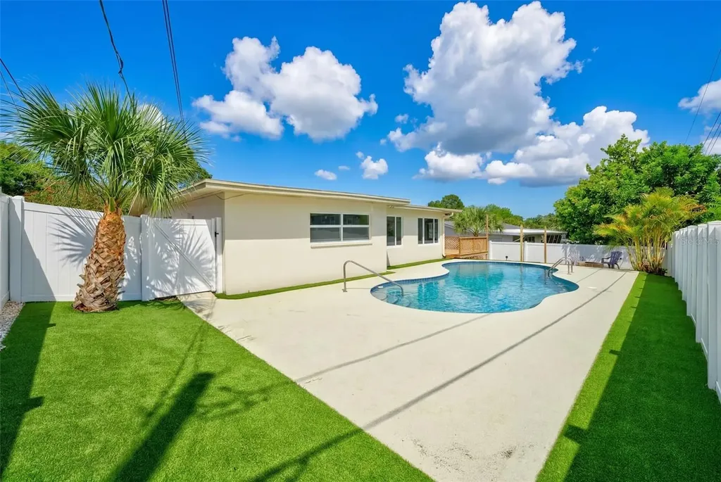 3538 Shady Bluff Drive Largo FL 33770