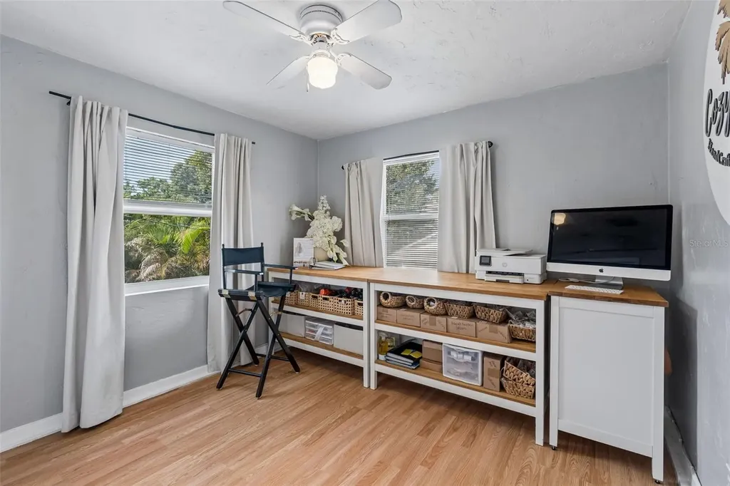 1011 14th Street N St Petersburg FL 33705