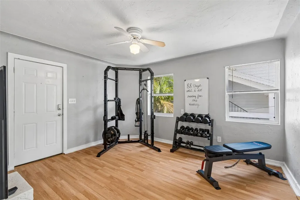 1011 14th Street N St Petersburg FL 33705