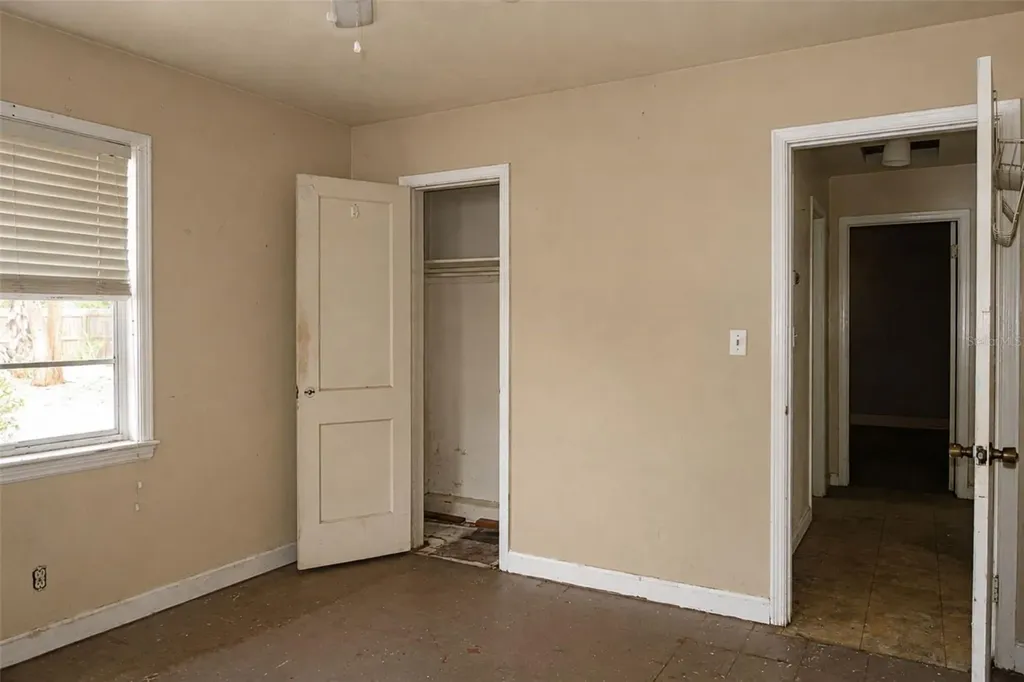 1302 28th Street W Bradenton FL 34205
