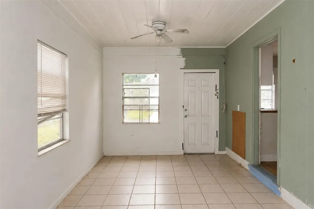 1302 28th Street W Bradenton FL 34205