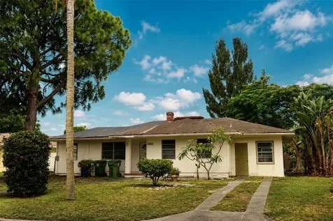 1302 28th Street W Bradenton FL 34205