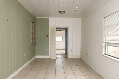 1302 28th Street W Bradenton FL 34205