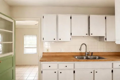 1302 28th Street W Bradenton FL 34205