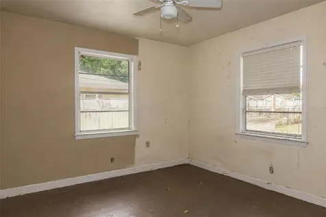 1302 28th Street W Bradenton FL 34205