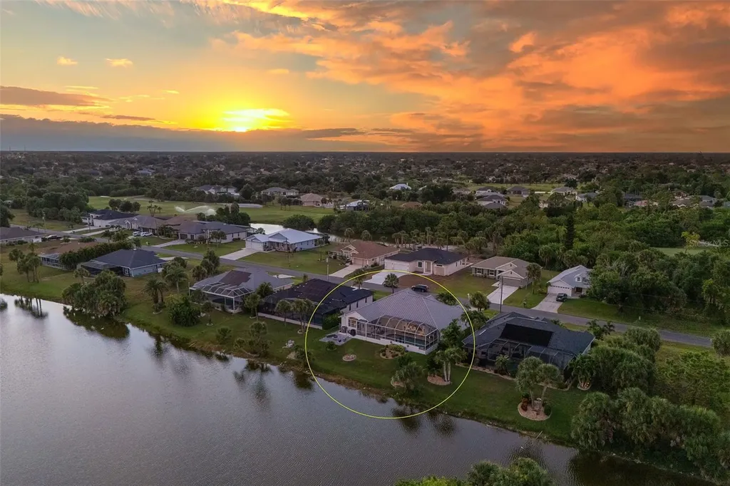 50 Long Meadow Place Rotonda West FL 33947
