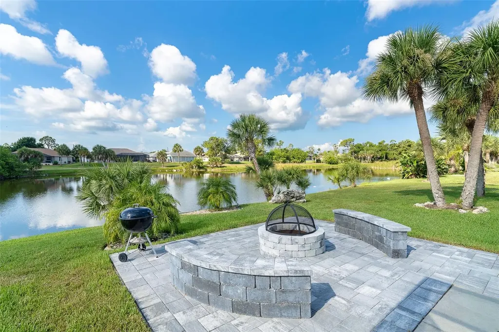 50 Long Meadow Place Rotonda West FL 33947