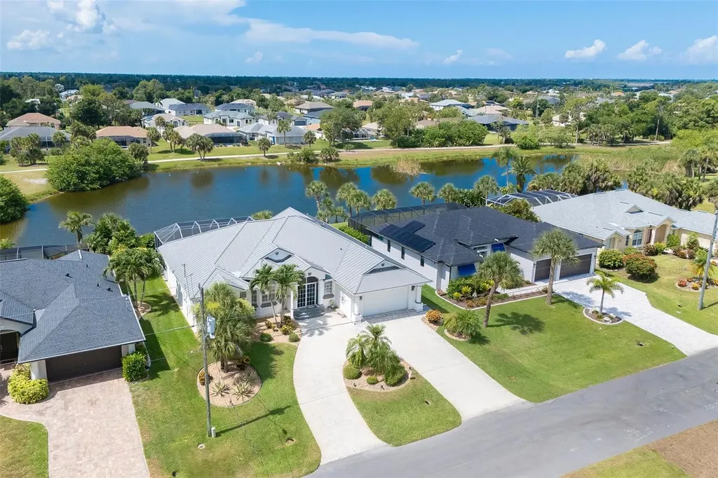 50 Long Meadow Place Rotonda West FL 33947