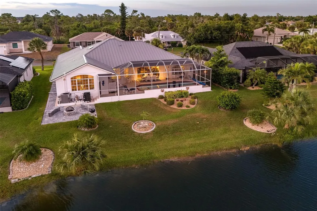 50 Long Meadow Place Rotonda West FL 33947