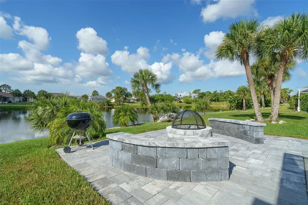 50 Long Meadow Place Rotonda West FL 33947