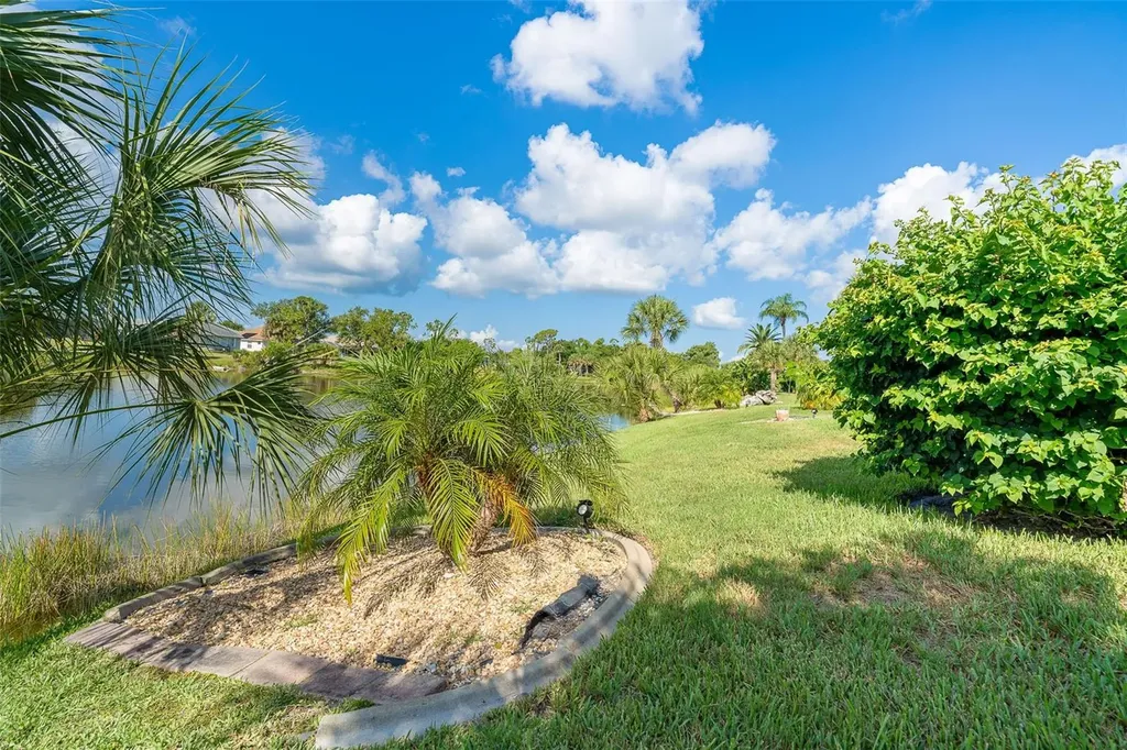 50 Long Meadow Place Rotonda West FL 33947