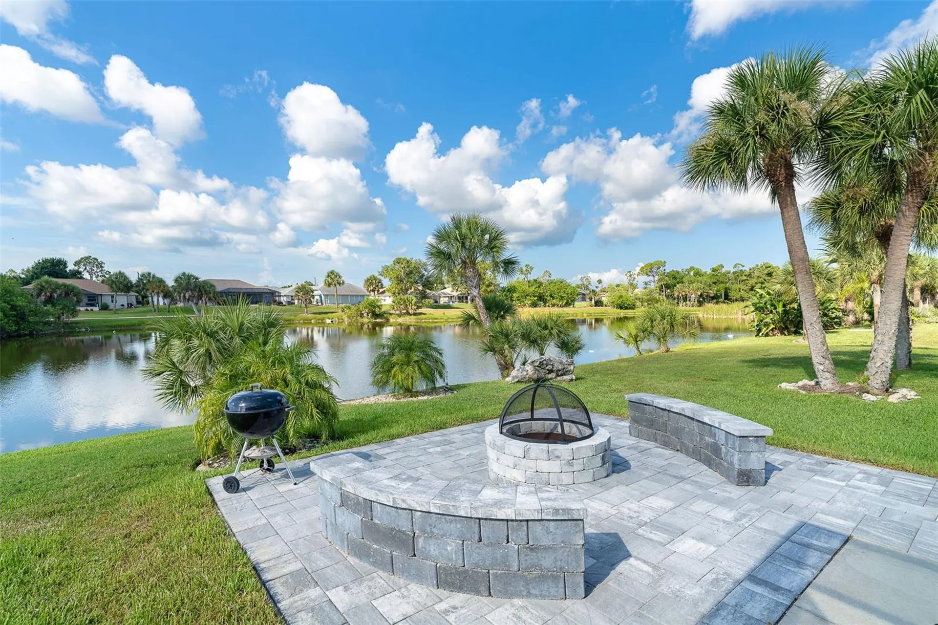 50 Long Meadow Place Rotonda West FL 33947