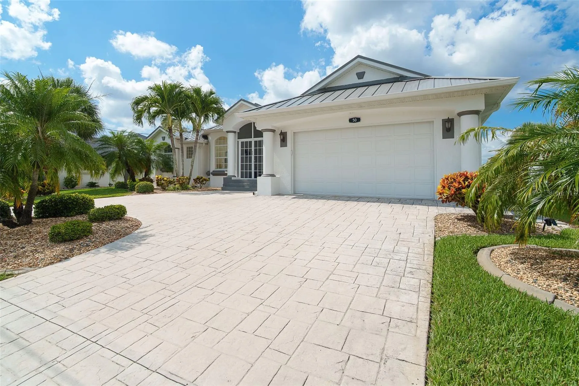 50 Long Meadow Place Rotonda West FL 33947