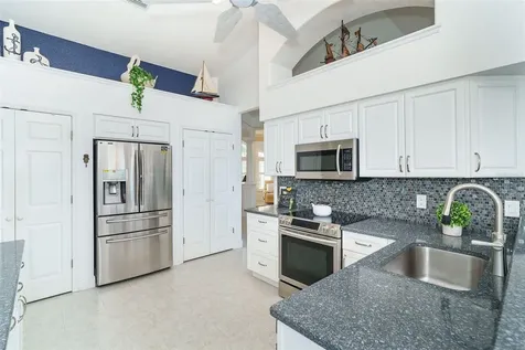 50 Long Meadow Place Rotonda West FL 33947