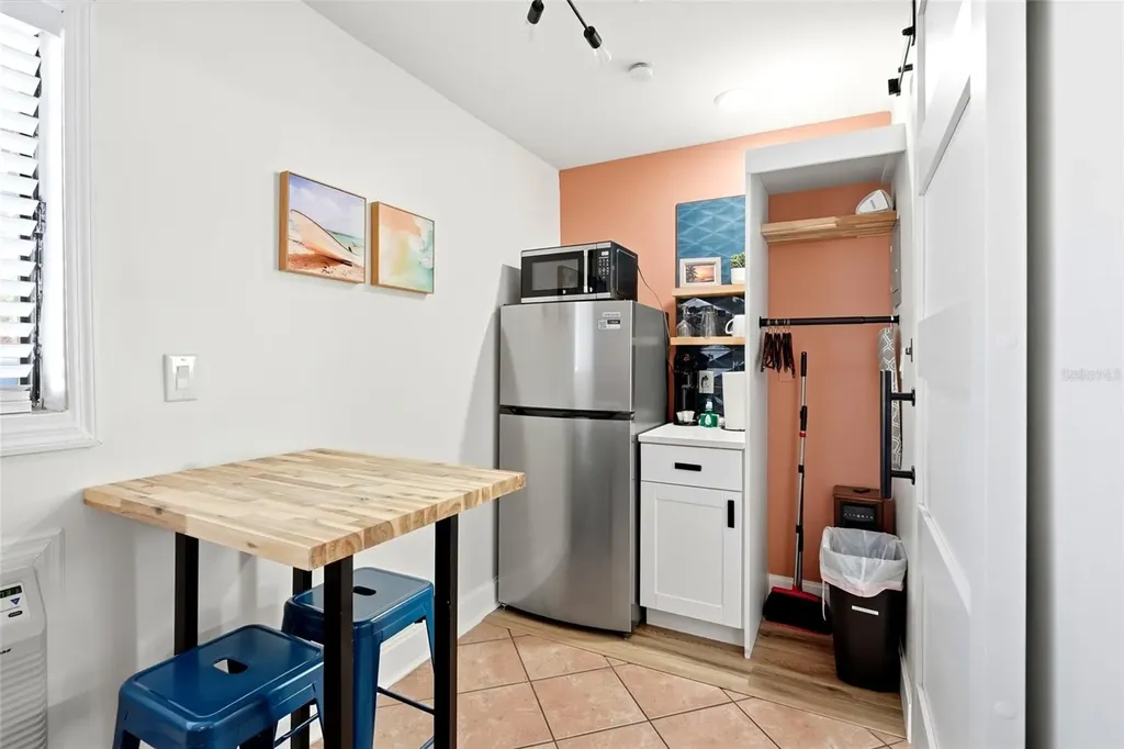 11965 Gulf Boulevard St Petersburg FL 33706