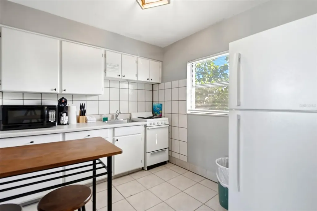 11965 Gulf Boulevard St Petersburg FL 33706