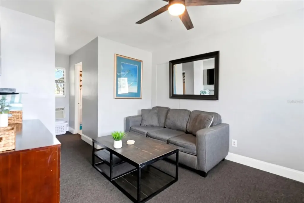 11965 Gulf Boulevard St Petersburg FL 33706
