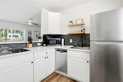 11965 Gulf Boulevard St Petersburg FL 33706