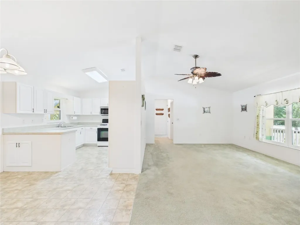 11236 N Rain Point Inglis FL 34449