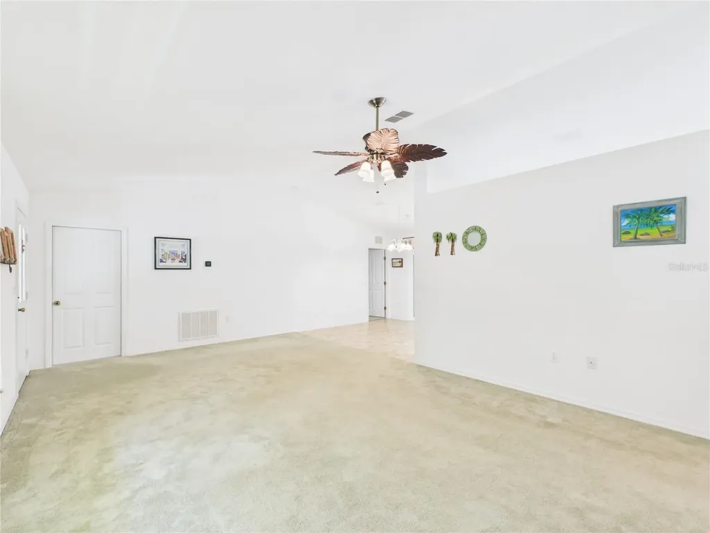 11236 N Rain Point Inglis FL 34449