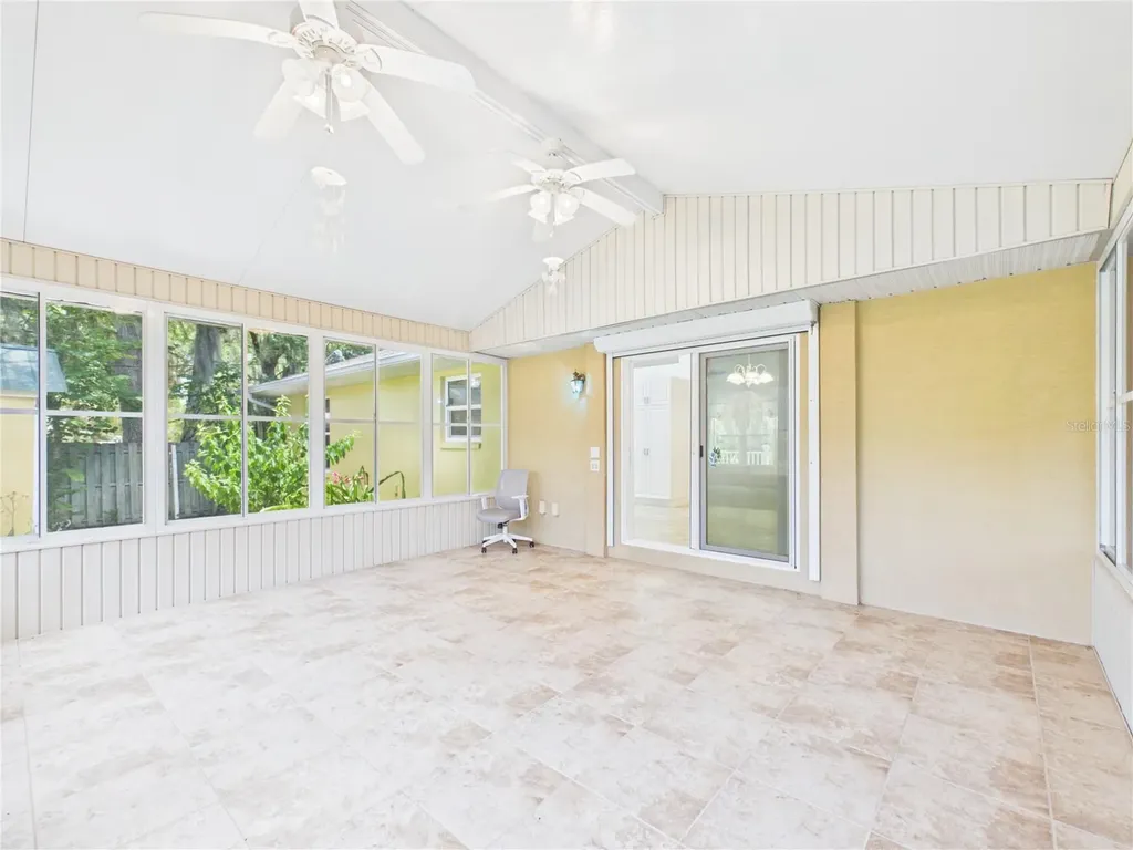 11236 N Rain Point Inglis FL 34449