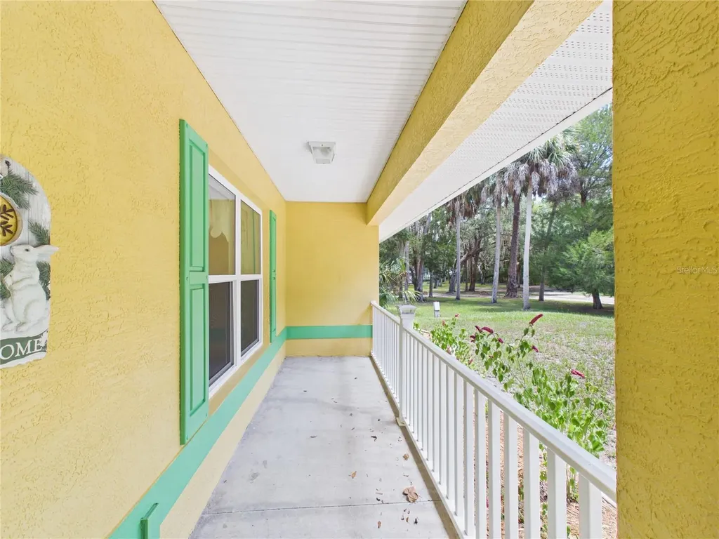 11236 N Rain Point Inglis FL 34449