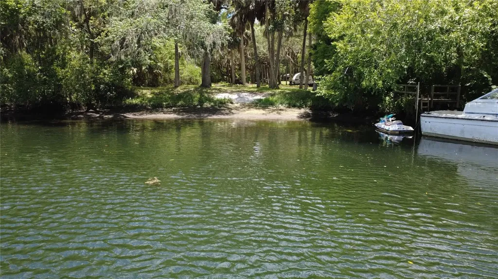 11236 N Rain Point Inglis FL 34449