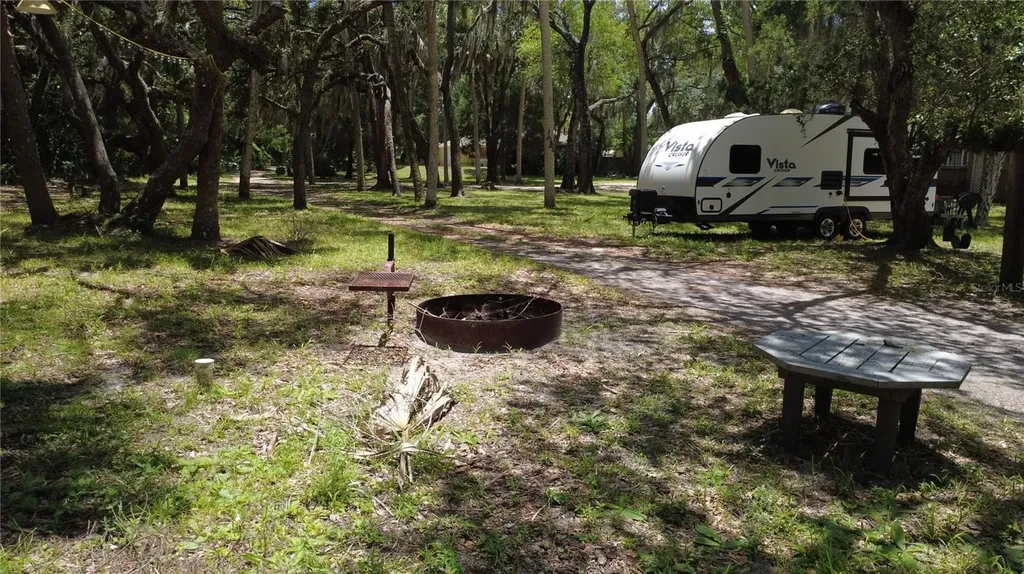 11236 N Rain Point Inglis FL 34449