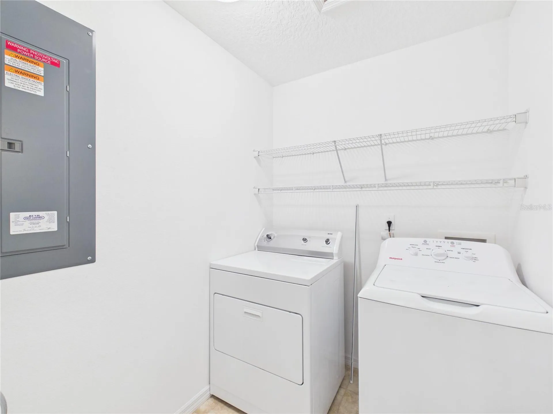 11236 N Rain Point Inglis FL 34449