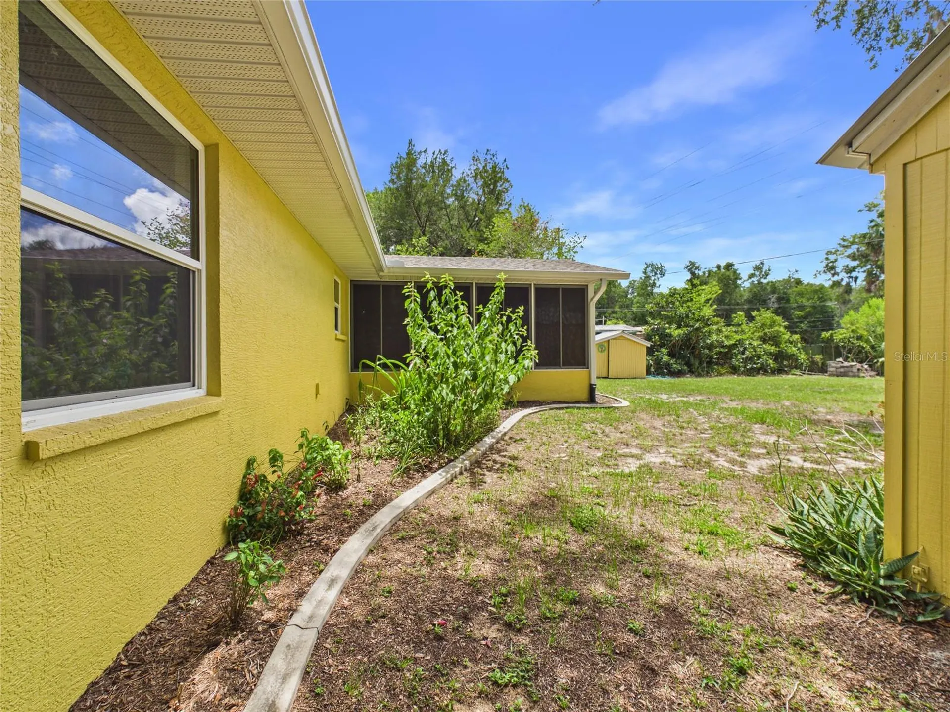 11236 N Rain Point Inglis FL 34449