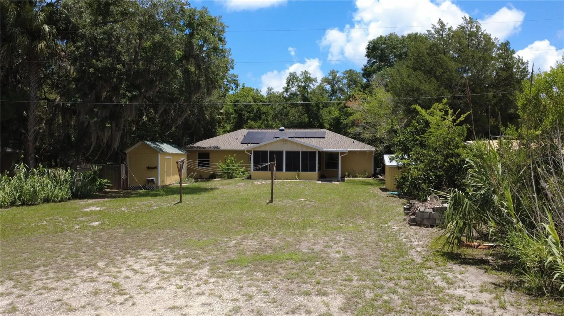 11236 N Rain Point Inglis FL 34449
